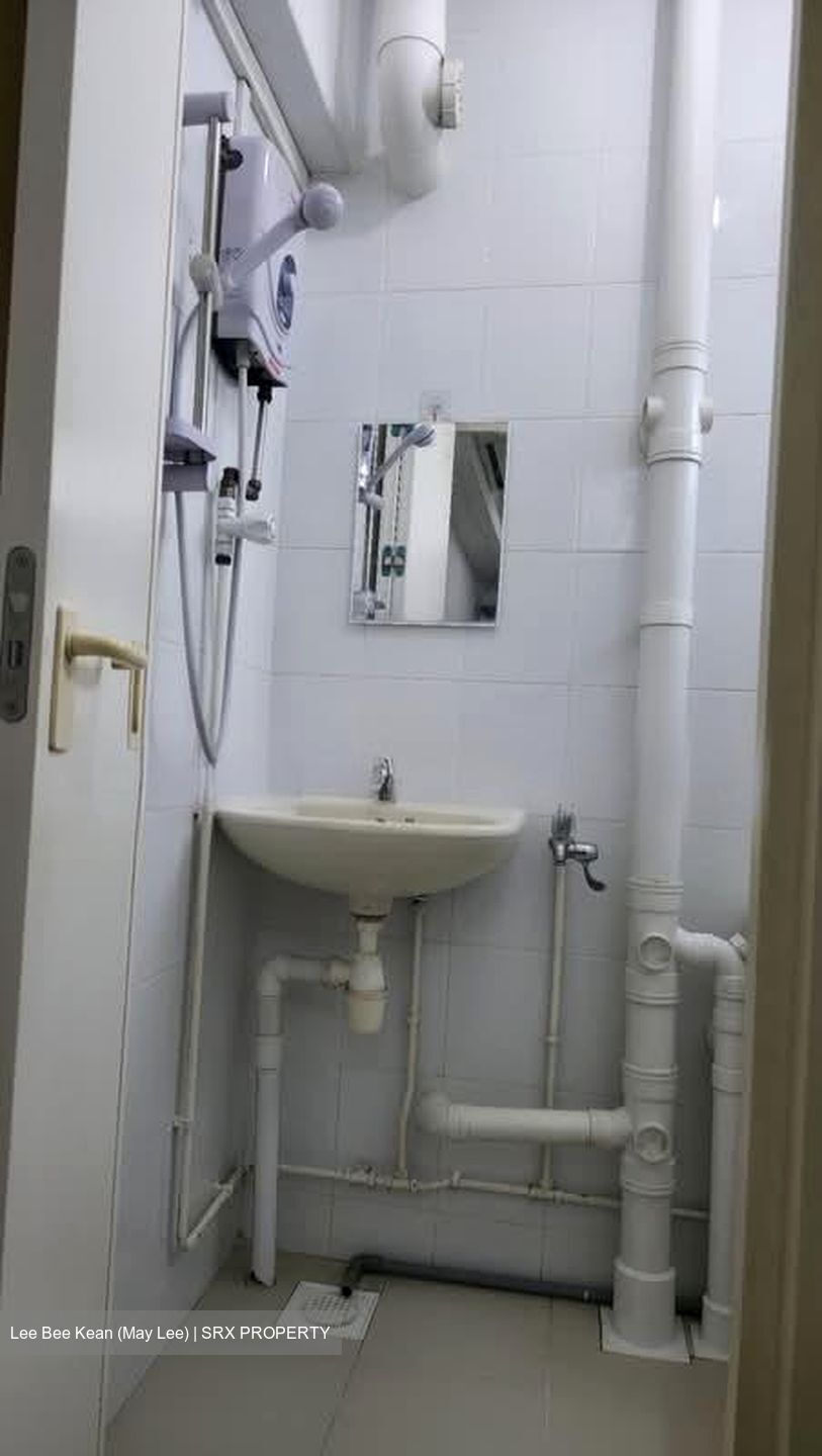 Blk 62 BLANGAH GARDEN (Bukit Merah), HDB 3 Rooms #532780331